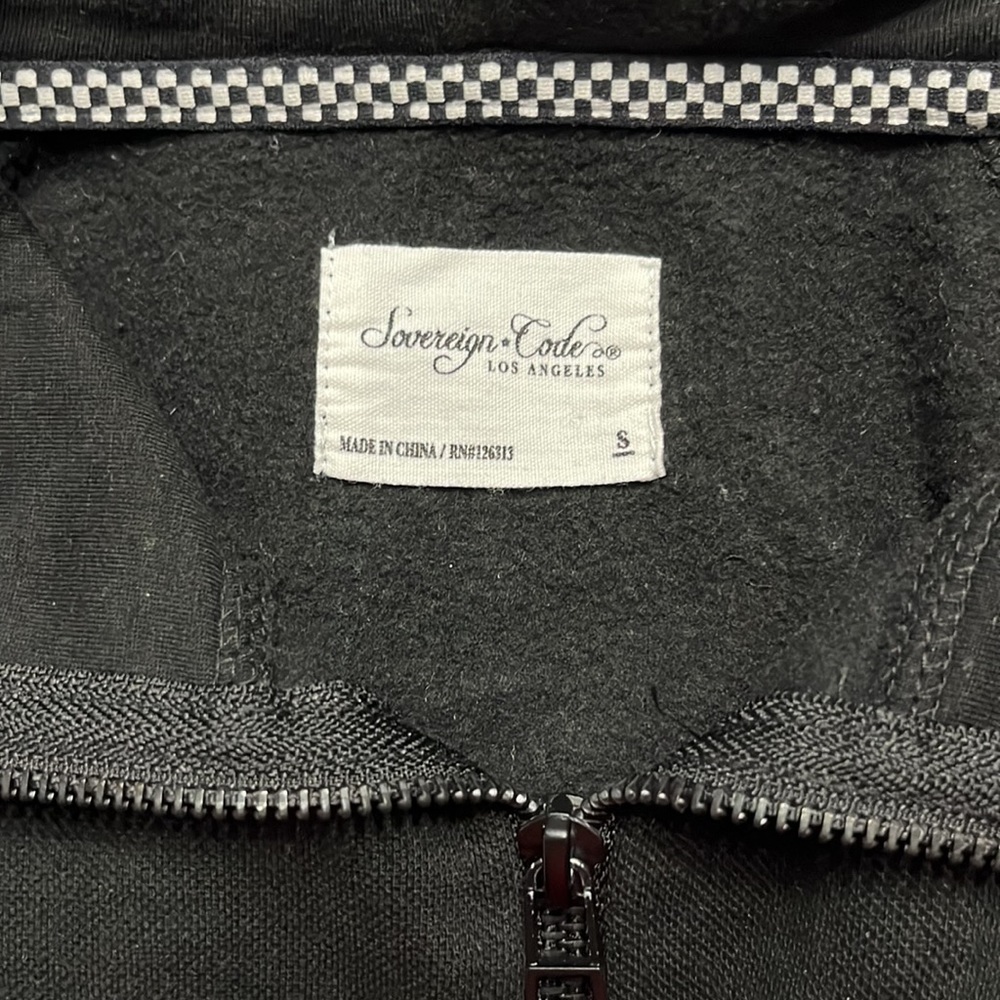 Sovereign Code Hoodie - Picture 10 of 11